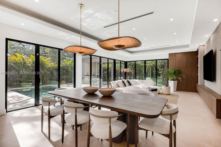 Community amenities in , Biscayne Park (Image 44).