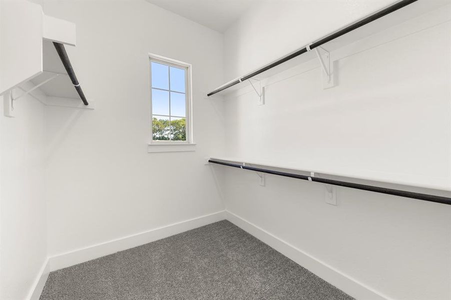 25. 1429 Tipperary - Closet 25. 1429 Tipperary - Closet