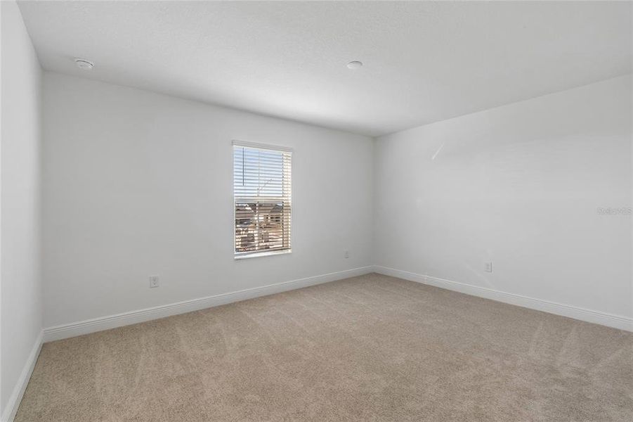 Spacious, unfurnished interior of a new home in SeaFlower, Bradenton (Image 15).