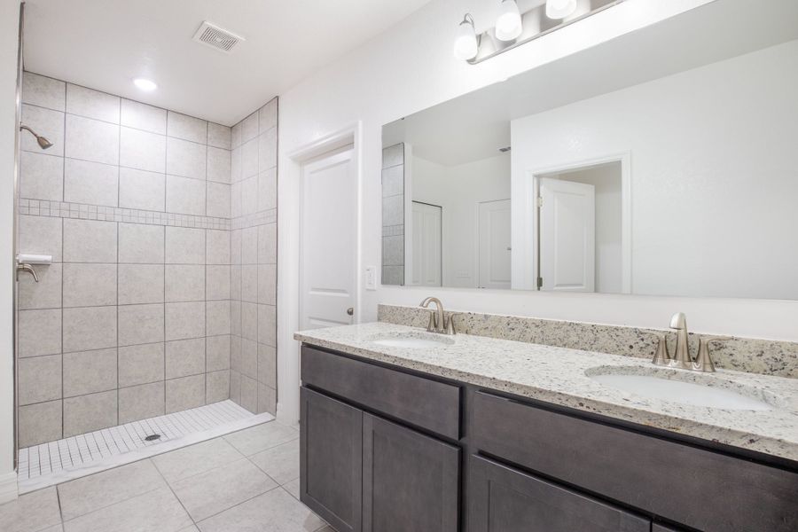 Furnished interior view inside a new home in Harbour Heights, Punta Gorda (Image 8).