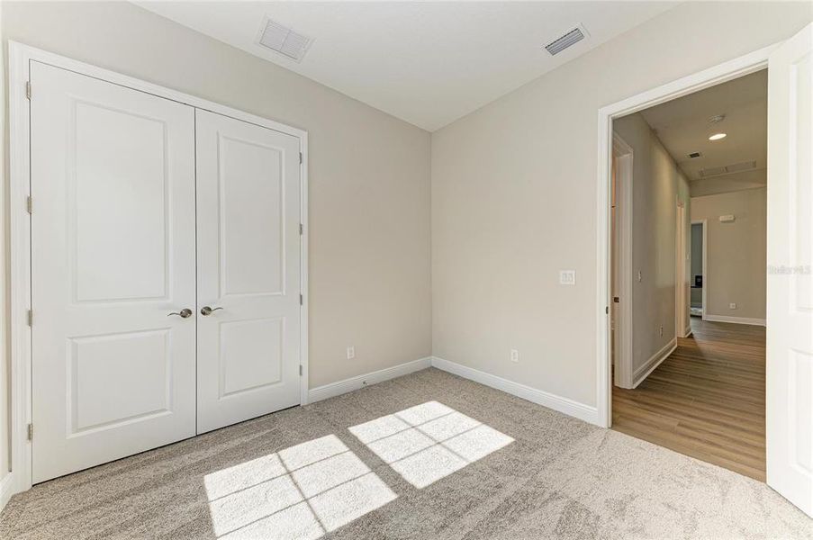 Spacious, unfurnished interior of a new home in Two Rivers, Zephyrhills (Image 23).