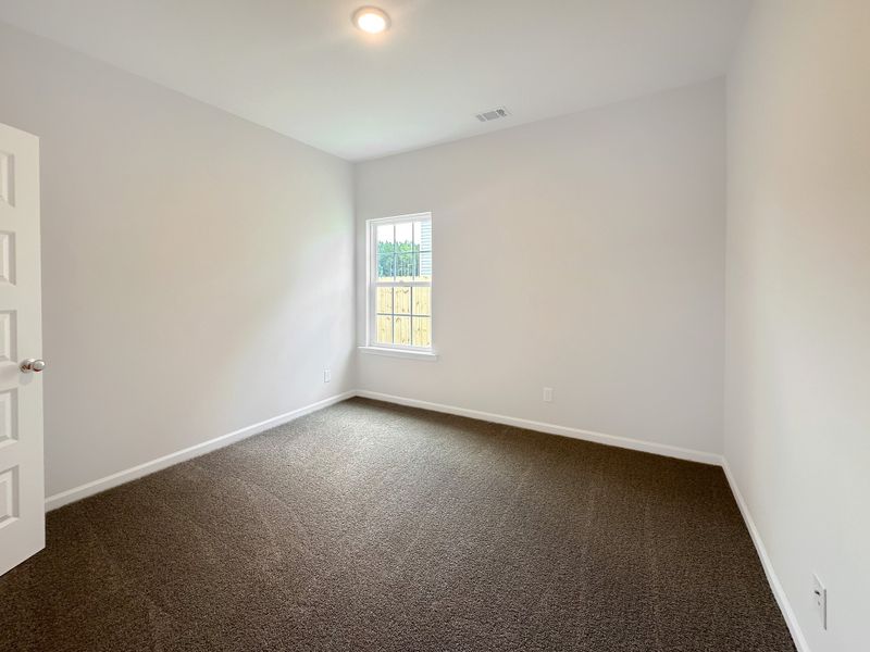 Spacious, unfurnished interior of a new home in Tranquil South, Hinesville (Image 15).