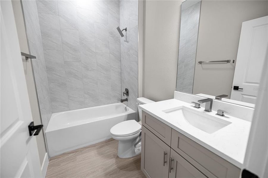 Furnished interior view inside a new home in , Ocala (Image 14).