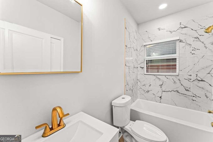 Furnished interior view inside a new home in , Atlanta (Image 8).
