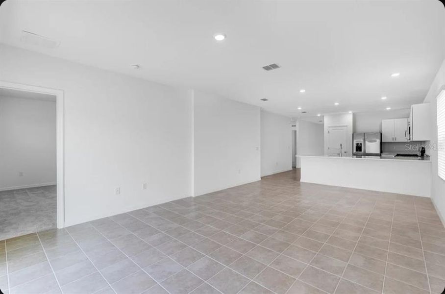 Spacious, unfurnished interior of a new home in Firethorn, Parrish (Image 11). Spacious, unfurnished interior of a new home in Firethorn, Parrish (Image 11).