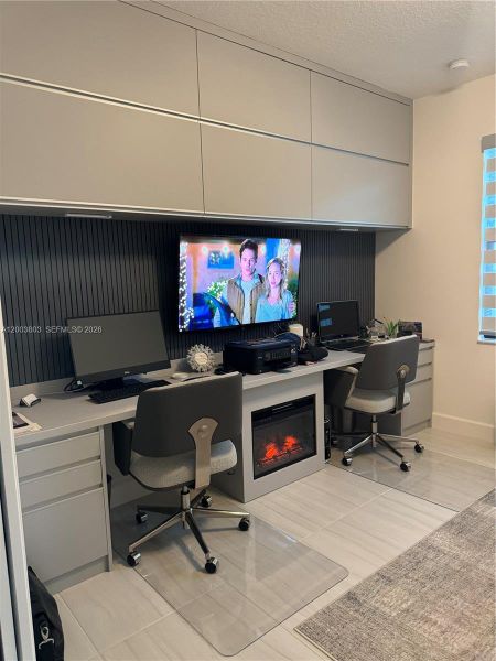 Furnished interior view inside a new home in , Port St. Lucie (Image 15).