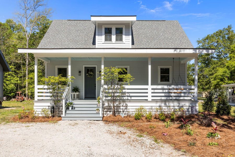 Exterior details and patio area of a home in , Johns Island (Image 22).