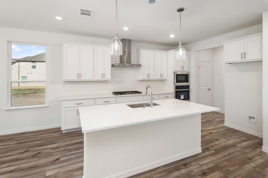 Furnished interior view inside a new home in Edgewater, Fate (Image 10).