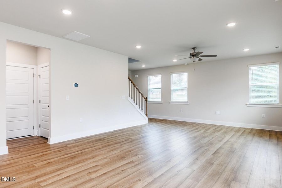 RDU_BeverlyPlace_Lot126_Redwood_QMI_Grea