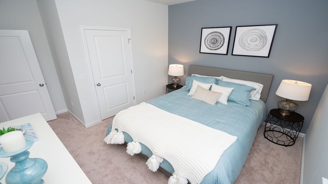 Representative furnished interior of a home built from the KERRY by D.R. Horton in Lochaven, Conway (Image 12).