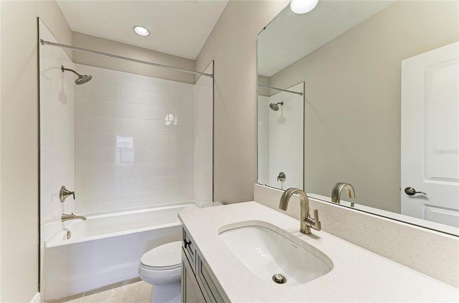 Furnished interior view inside a new home in Oakfield, Parrish (Image 11). Furnished interior view inside a new home in Oakfield, Parrish (Image 11).