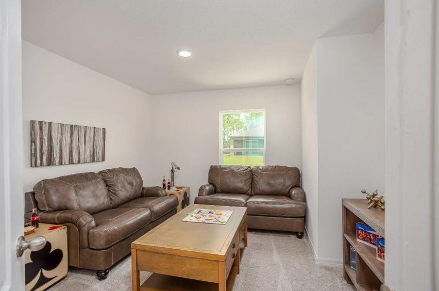 Model home - actual features may vary. Model home - actual features may vary.