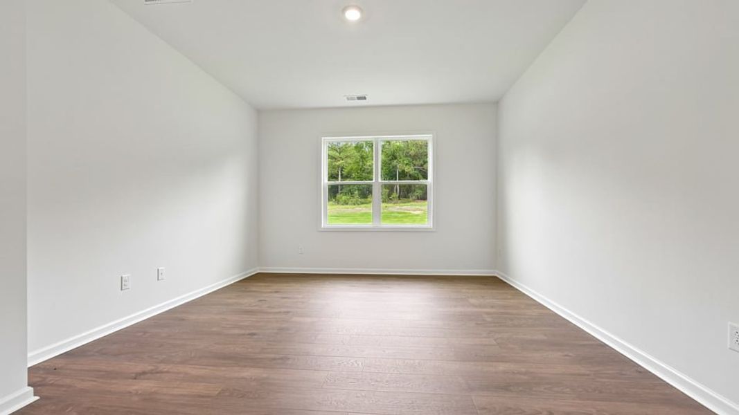Representative unfurnished interior of a home built from the Bristol by D.R. Horton in The Villas at Martin Farms, Aberdeen (Image 22).