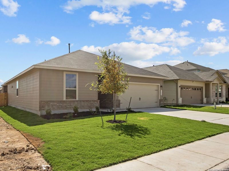 Image 26 of a home in Horizon Pointe.