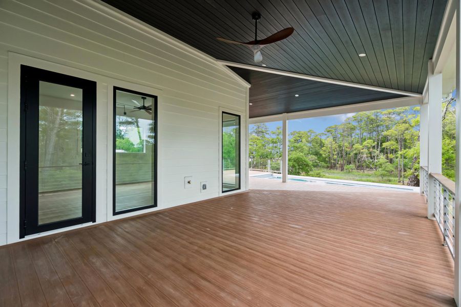 Exterior details and patio area of a home in , Folly Beach (Image 42).
