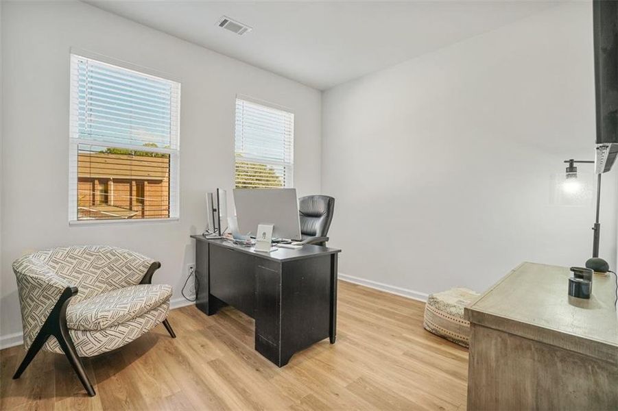 Furnished interior view inside a new home in , Atlanta (Image 14). Furnished interior view inside a new home in , Atlanta (Image 14).