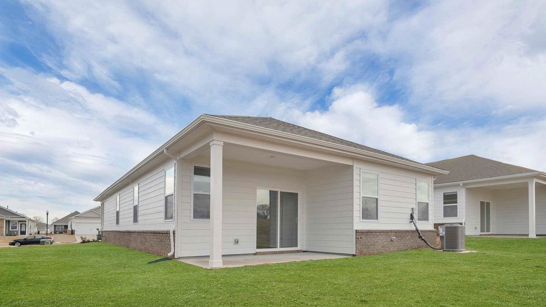 Exterior details and patio area of a home in River Landing, Murfreesboro (Image 3).
