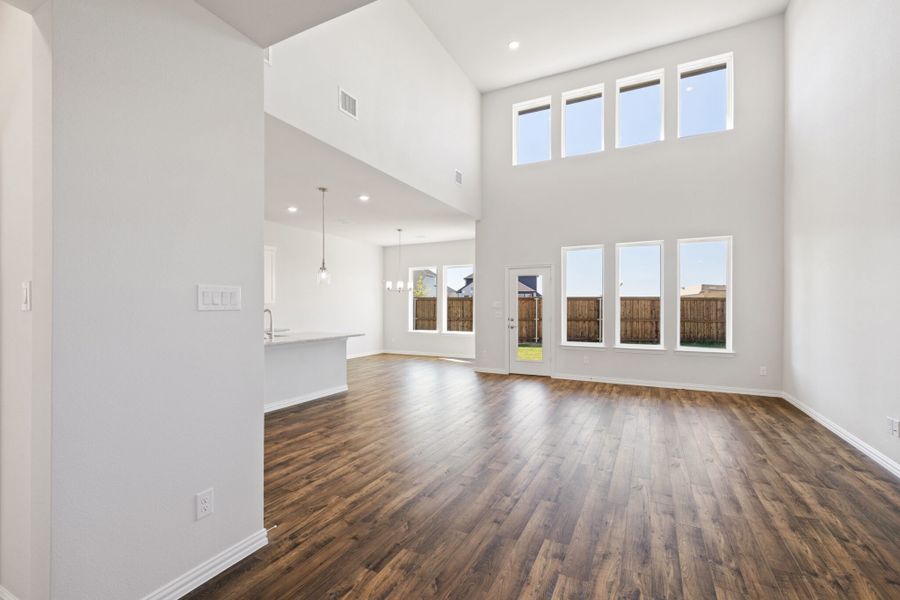 Spacious, unfurnished interior of a new home in Elevon, Lavon (Image 19).