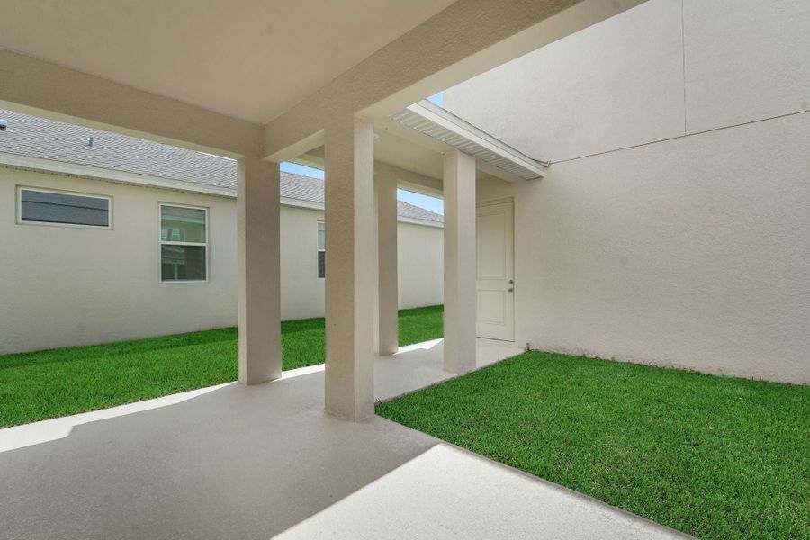 5br New Home in Winter Garden, FL.  - Slide 35