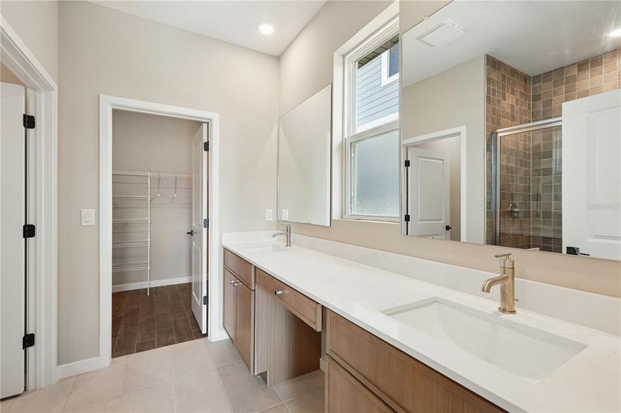 Furnished interior view inside a new home in Sabana Reserve, Ocala (Image 7).