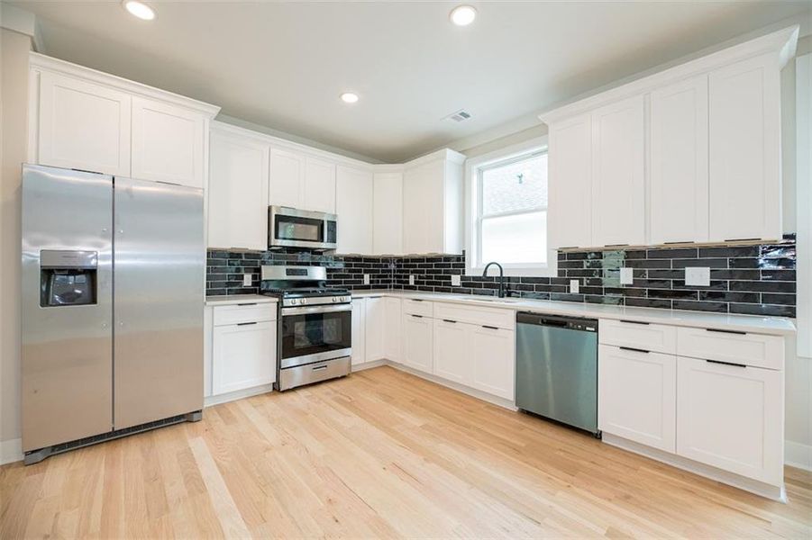 Furnished interior view inside a new home in , Atlanta (Image 7).