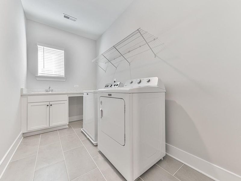 Furnished interior view inside a new home in Glenhaven at Ridgewalk, Woodstock (Image 15).