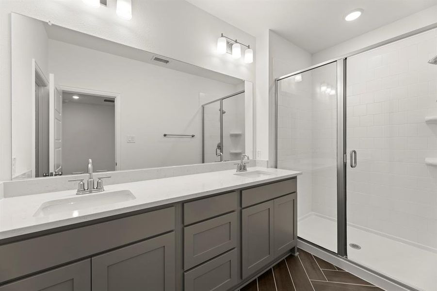 Harlan A @2526 Brunswick_Primary Bath 1