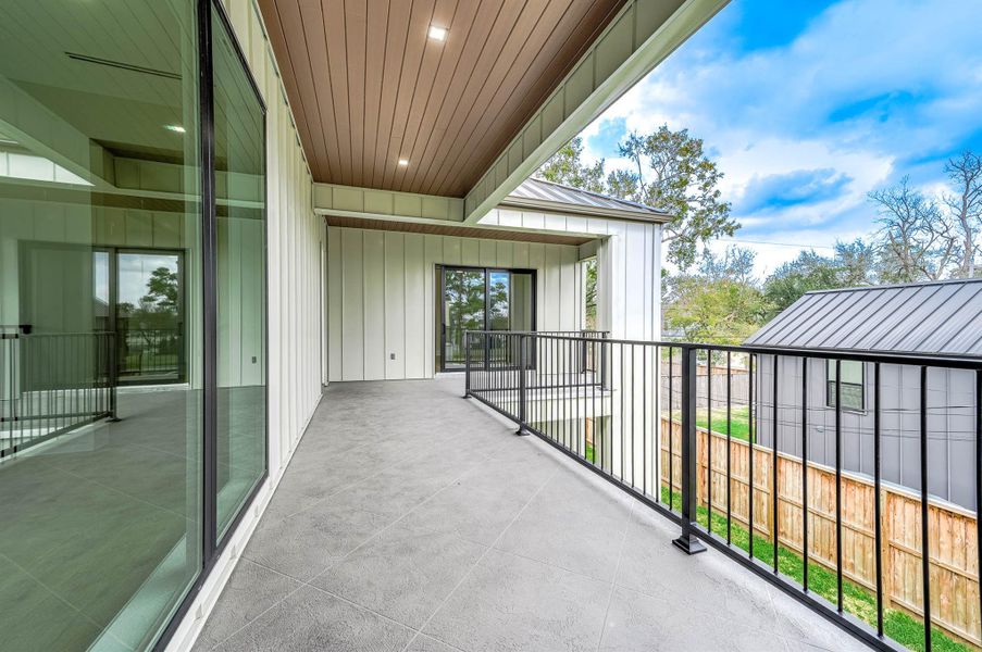 Exterior details and patio area of a home in , Houston (Image 27).