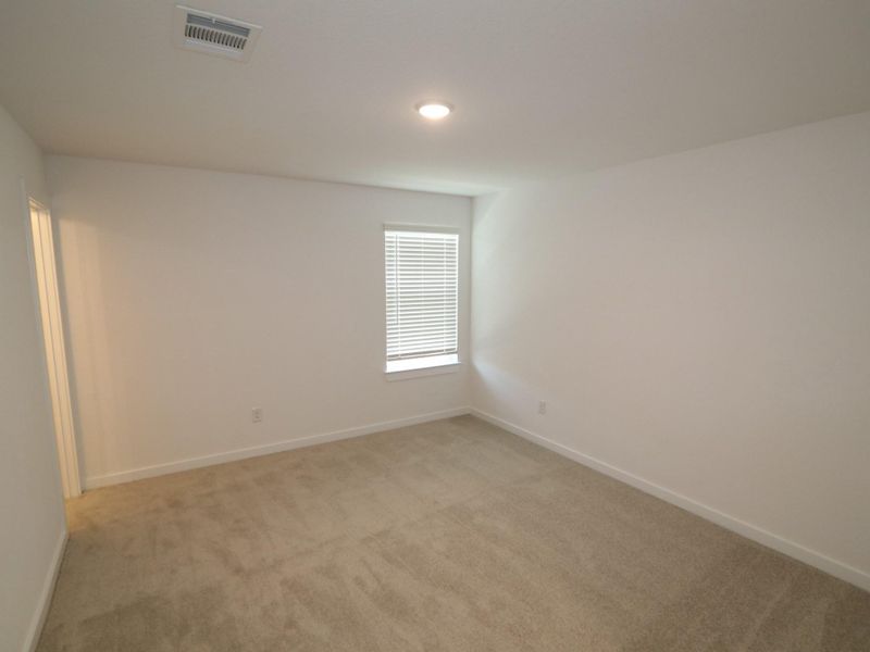 Spacious, unfurnished interior of a new home in Miller's Pond, Rosenberg (Image 17). Spacious, unfurnished interior of a new home in Miller's Pond, Rosenberg (Image 17).