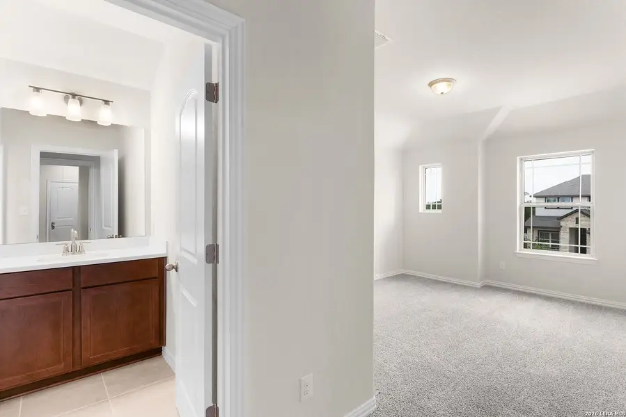 Furnished interior view inside a new home in Meyer Ranch - Enclave, New Braunfels (Image 6).