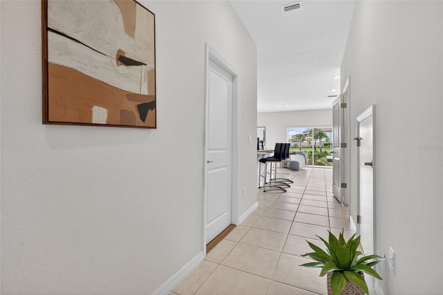 Furnished interior view inside a new home in , Wesley Chapel (Image 8).