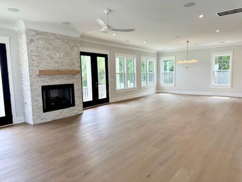 Spacious, unfurnished interior of a new home in Overlook at Copahee Sound, Awendaw (Image 32). Spacious, unfurnished interior of a new home in Overlook at Copahee Sound, Awendaw (Image 32).