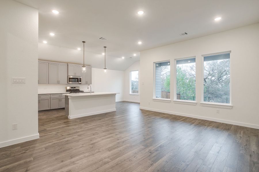 Representative furnished interior of a home built from the Edgewood by Graham Hart Home Builder in Bear Ridge, Burleson (Image 15). Representative furnished interior of a home built from the Edgewood by Graham Hart Home Builder in Bear Ridge, Burleson (Image 15).