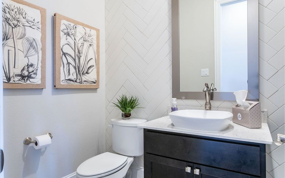 Furnished interior view inside a new home in Arcadia, Brentwood (Image 14).