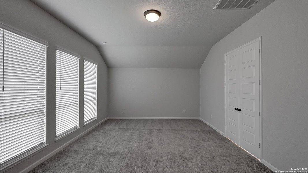 Spacious, unfurnished interior of a new home in Weston Oaks 55', San Antonio (Image 14). Spacious, unfurnished interior of a new home in Weston Oaks 55', San Antonio (Image 14).