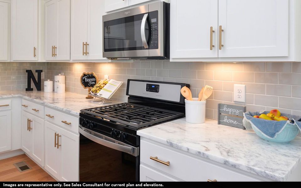Furnished interior view inside a new home in McCain's Station, Gallatin (Image 6).