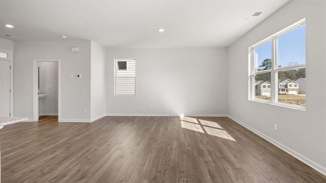 Spacious, unfurnished interior of a new home in Sherwood Manor, South Fulton (Image 14). Spacious, unfurnished interior of a new home in Sherwood Manor, South Fulton (Image 14).