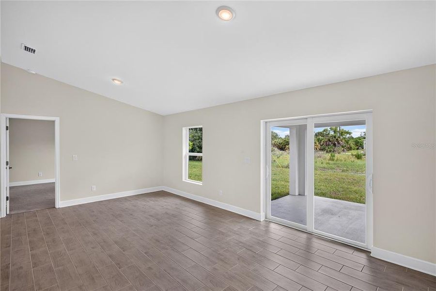 Spacious, unfurnished interior of a new home in , Port Charlotte (Image 16). Spacious, unfurnished interior of a new home in , Port Charlotte (Image 16).