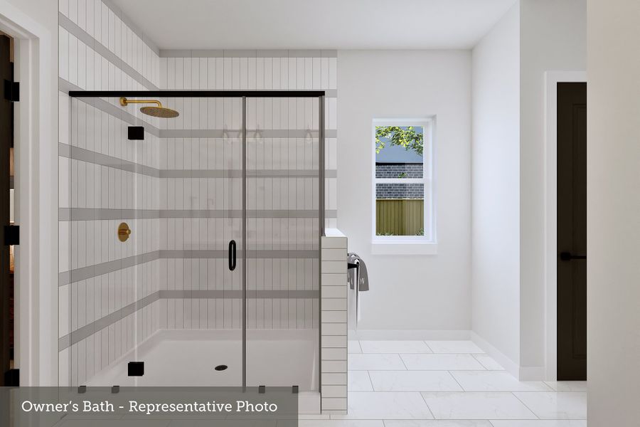 The New Braunfels - Owner's Bath