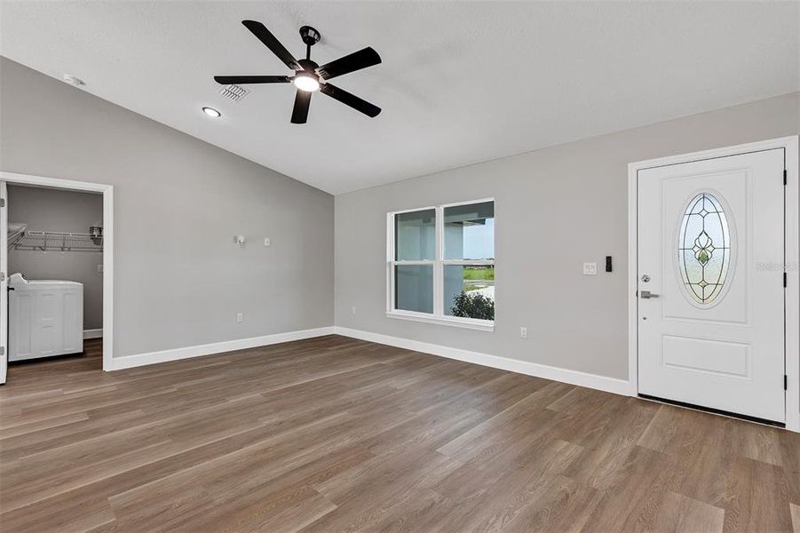Spacious, unfurnished interior of a new home in , Dunnellon (Image 26). Spacious, unfurnished interior of a new home in , Dunnellon (Image 26).