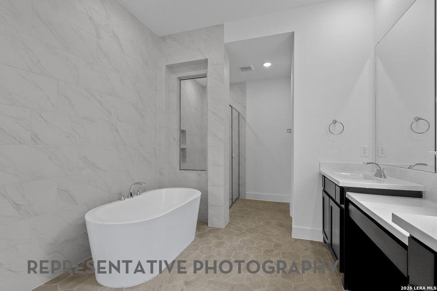 Furnished interior view inside a new home in Hallie's Cove, Schertz (Image 14).