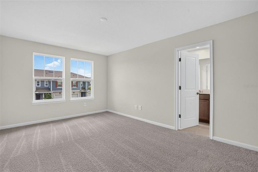 Spacious, unfurnished interior of a new home in Crosswind Ranch, Parrish (Image 21).