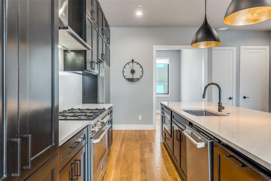 Furnished interior view inside a new home in , Dallas (Image 12).