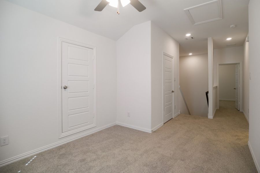 Spacious, unfurnished interior of a new home in Churchill, Anna (Image 20). Spacious, unfurnished interior of a new home in Churchill, Anna (Image 20).