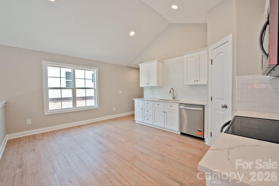 Spacious, unfurnished interior of a new home in , Landis (Image 13).