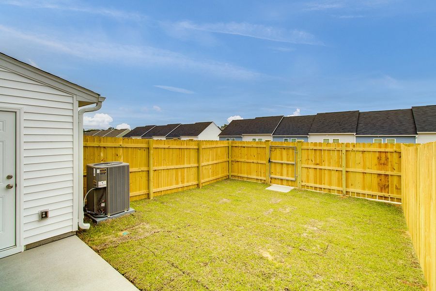 Exterior details and patio area of a home in Astoria, Columbia (Image 4).