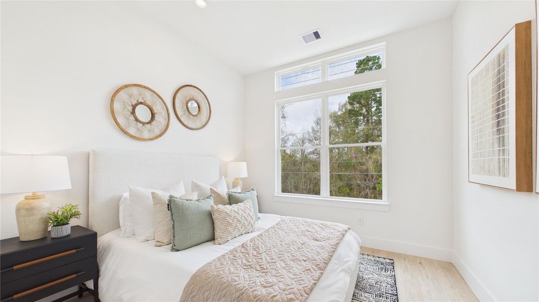 Furnished interior view inside a new home in Cebra Court, Houston (Image 8).