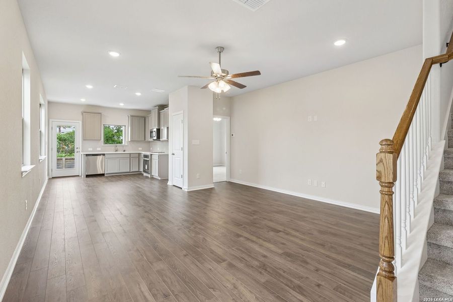 Spacious, unfurnished interior of a new home in Casinas at Gruene, New Braunfels (Image 19). Spacious, unfurnished interior of a new home in Casinas at Gruene, New Braunfels (Image 19).