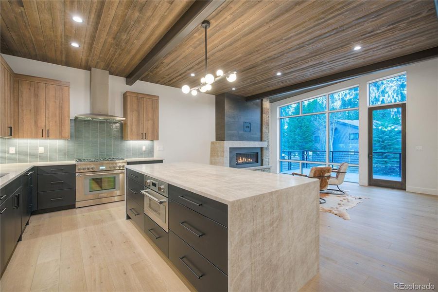 Image 43 of a home in .