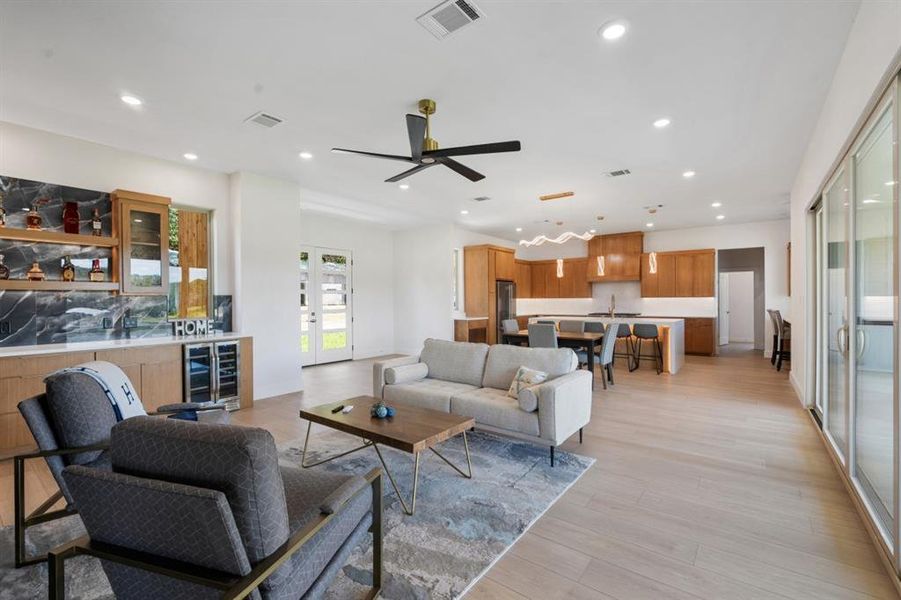 Furnished interior view inside a new home in , Malakoff (Image 9).